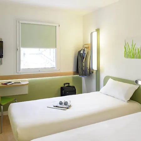 Ibis Budget Hamburg Altona-3