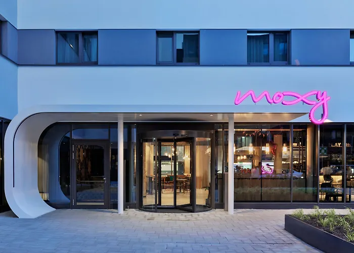 Hotel Moxy Hamburg Altona